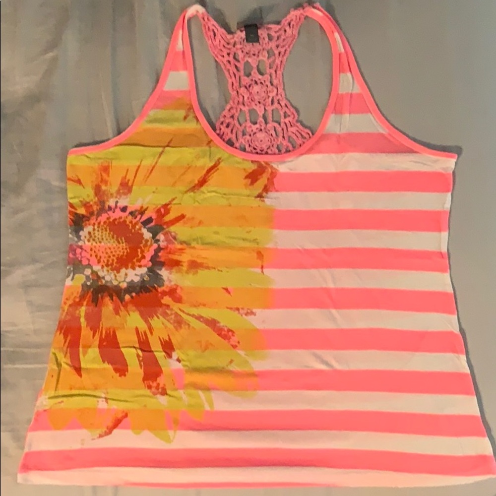 Cute top